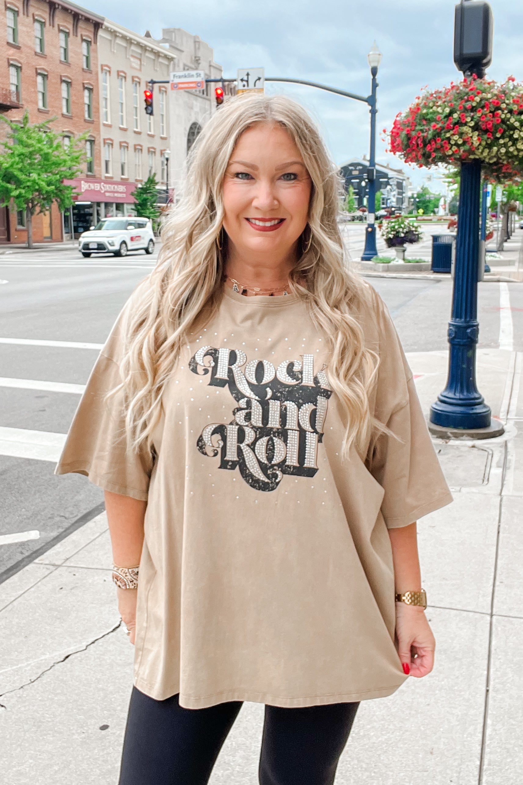 Rock & Roll Tee - Taupe