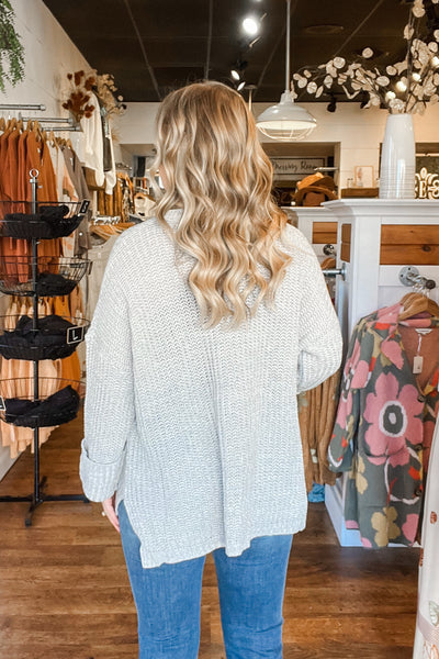 The Raelynn Pullover